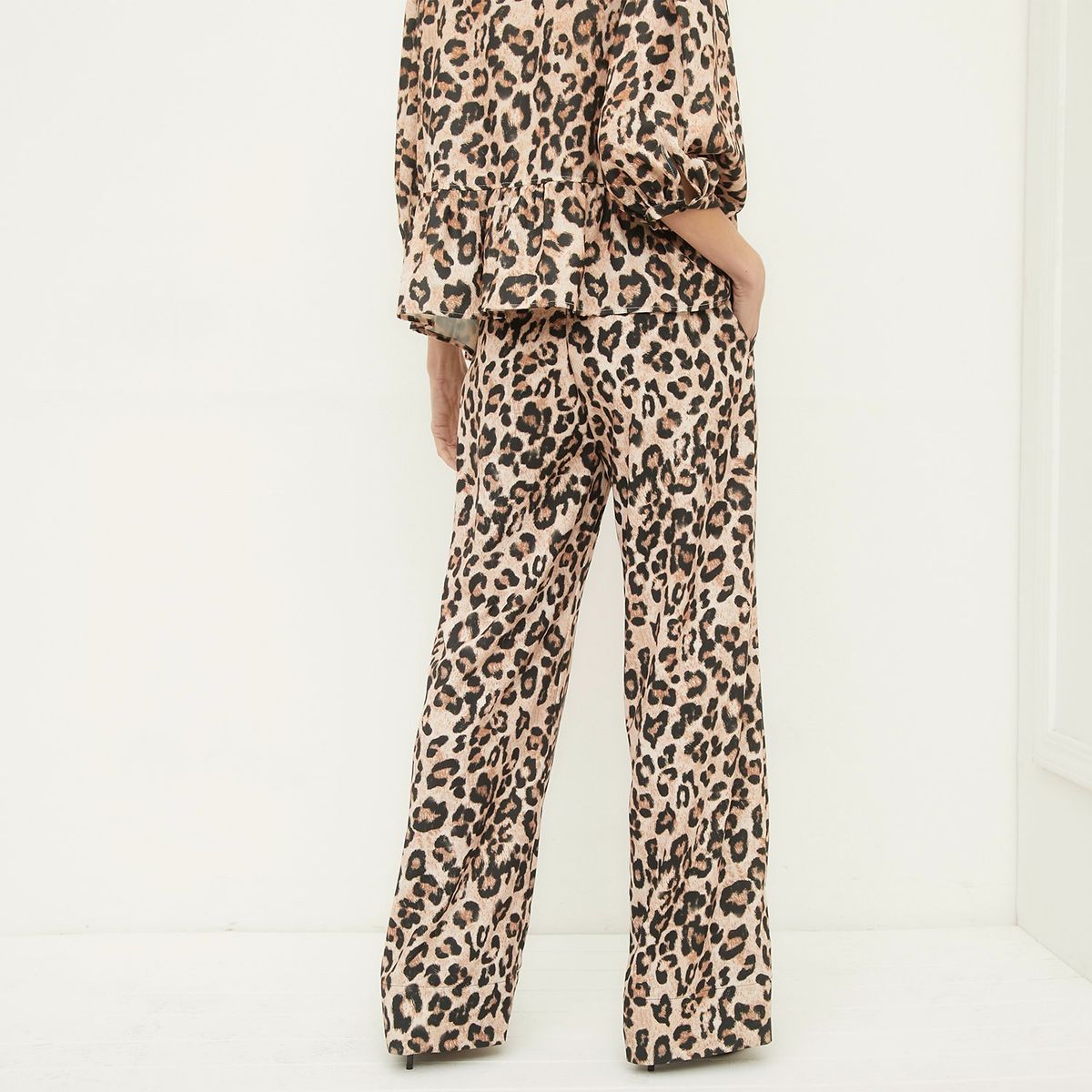 BASEMENT - Pantalón Animal Print Mujer Basement