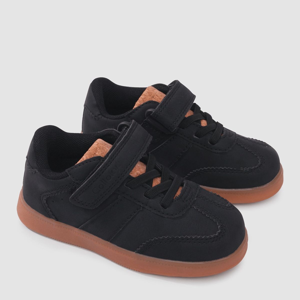 COLLOKY - Zapatilla Urbana Niña Negro (21 a 27) Colloky