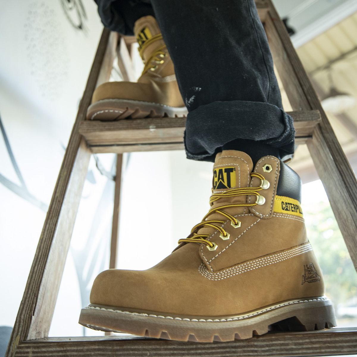 CAT - Colorado 2.0 Botín Hombre Cuero Amarillo Cat