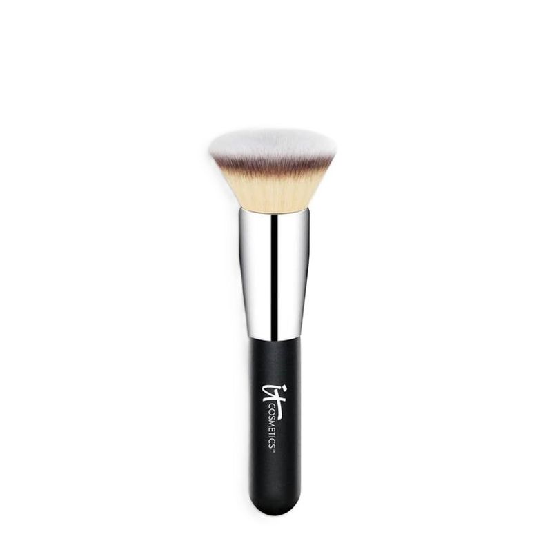 IT COSMETICS - Brocha Heavenly Luxe Flat Top Buffing Foundation Brush #6 It Cosmetics