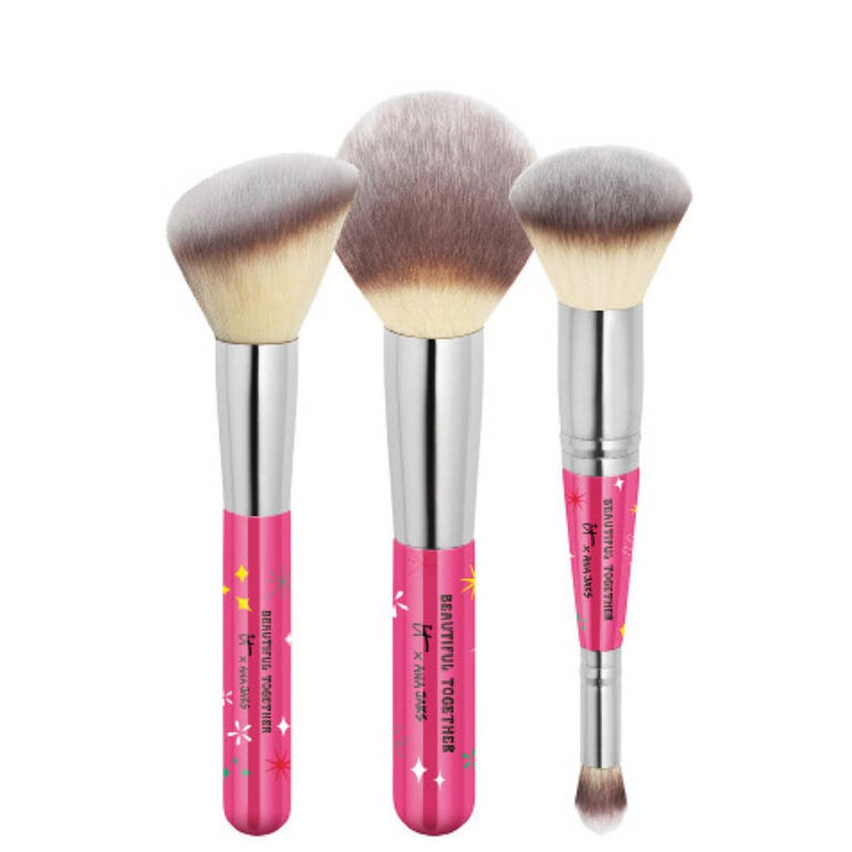 IT COSMETICS - Beautiful Together - Juego de 3 brochas de maquillaje de acabado impecable + estuche It Cosmetics