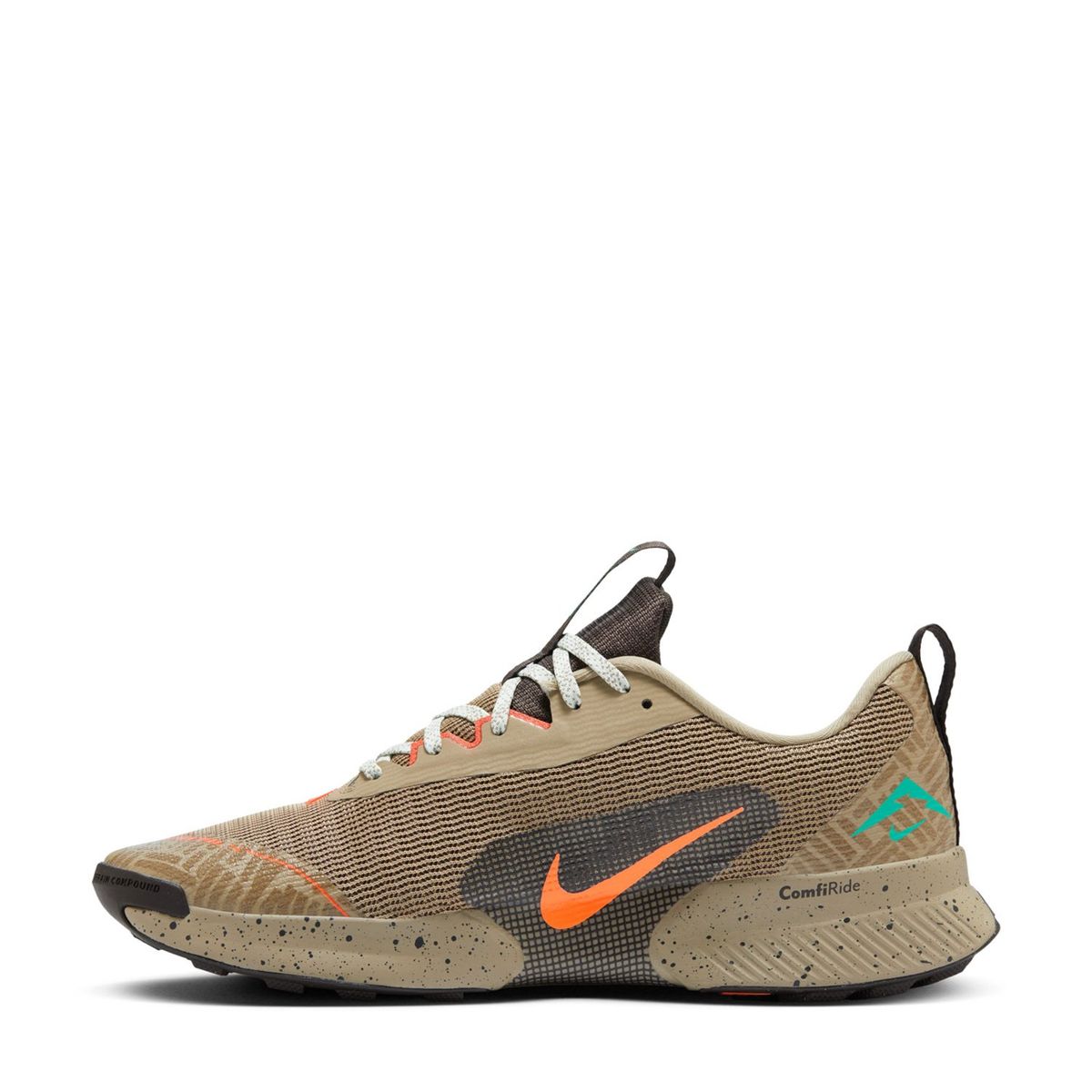NIKE - Juniper Trail 3  Zapatilla Outdoor Hombre Café Nike