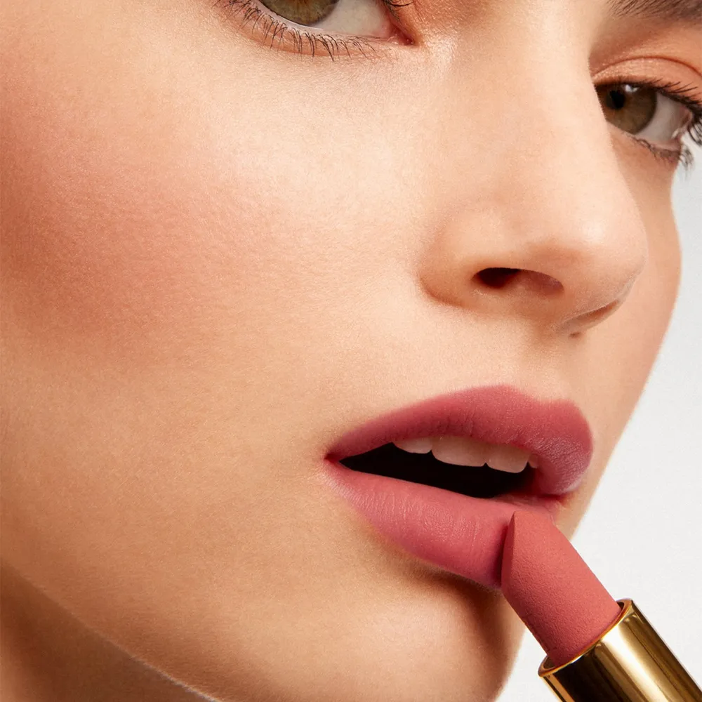 Bundle Fabulous Kiss Lipstick Blur Matte 742 & Lovewins Cap, foto 6