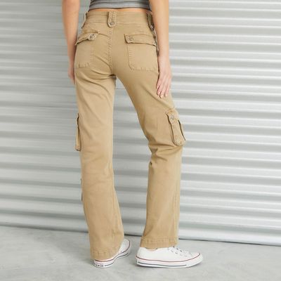 Imagen 2 del producto Jeans Cargo Tiro Medio Mujer
