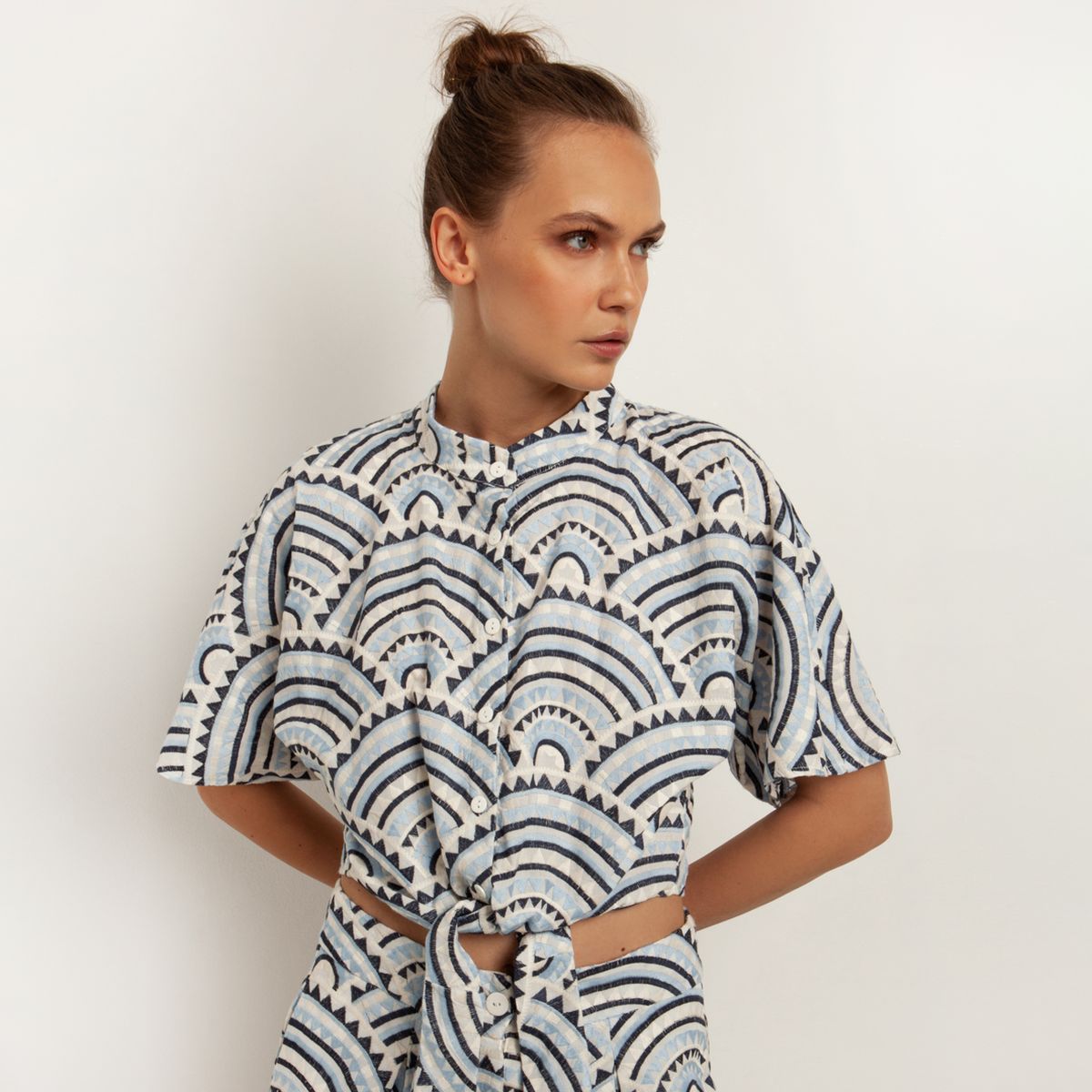 GREEK ARCHAIC KORI - Blusa Estamp Mc Mujer Greek Archaic Kori