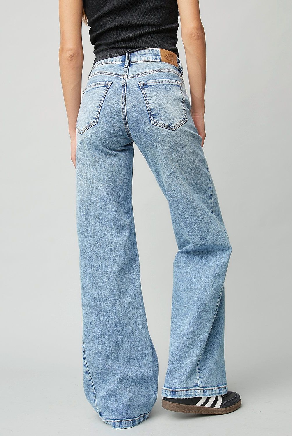 AMERICANINO - Jeans Wide Leg Tiro Medio Americanino Mujer