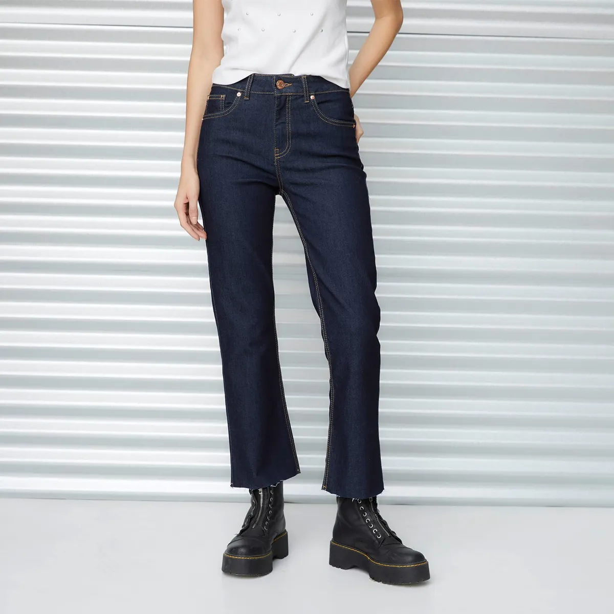 AMERICANINO - Jeans Crop Fit Tiro Medio Mujer Americanino