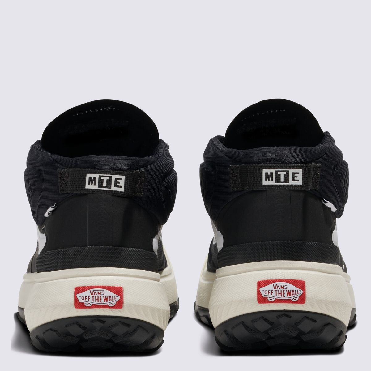 VANS - MTE Crosspath Mid Zapatilla Urbana Hombre Negro Vans