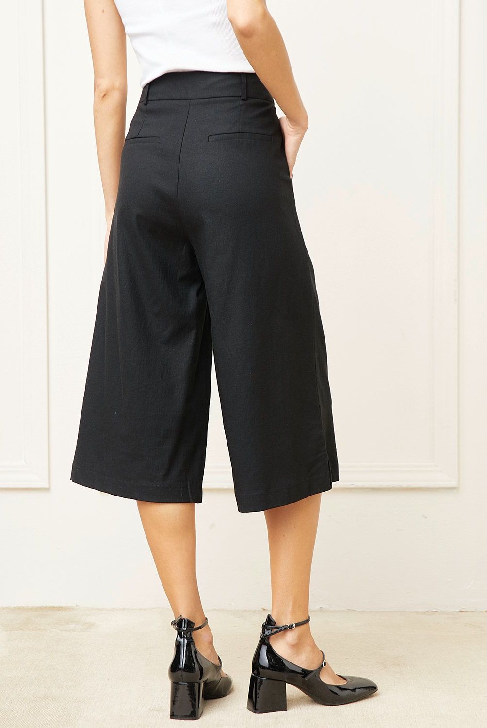 BASEMENT - Pantalón Capri Basement Mujer Tiro Medio