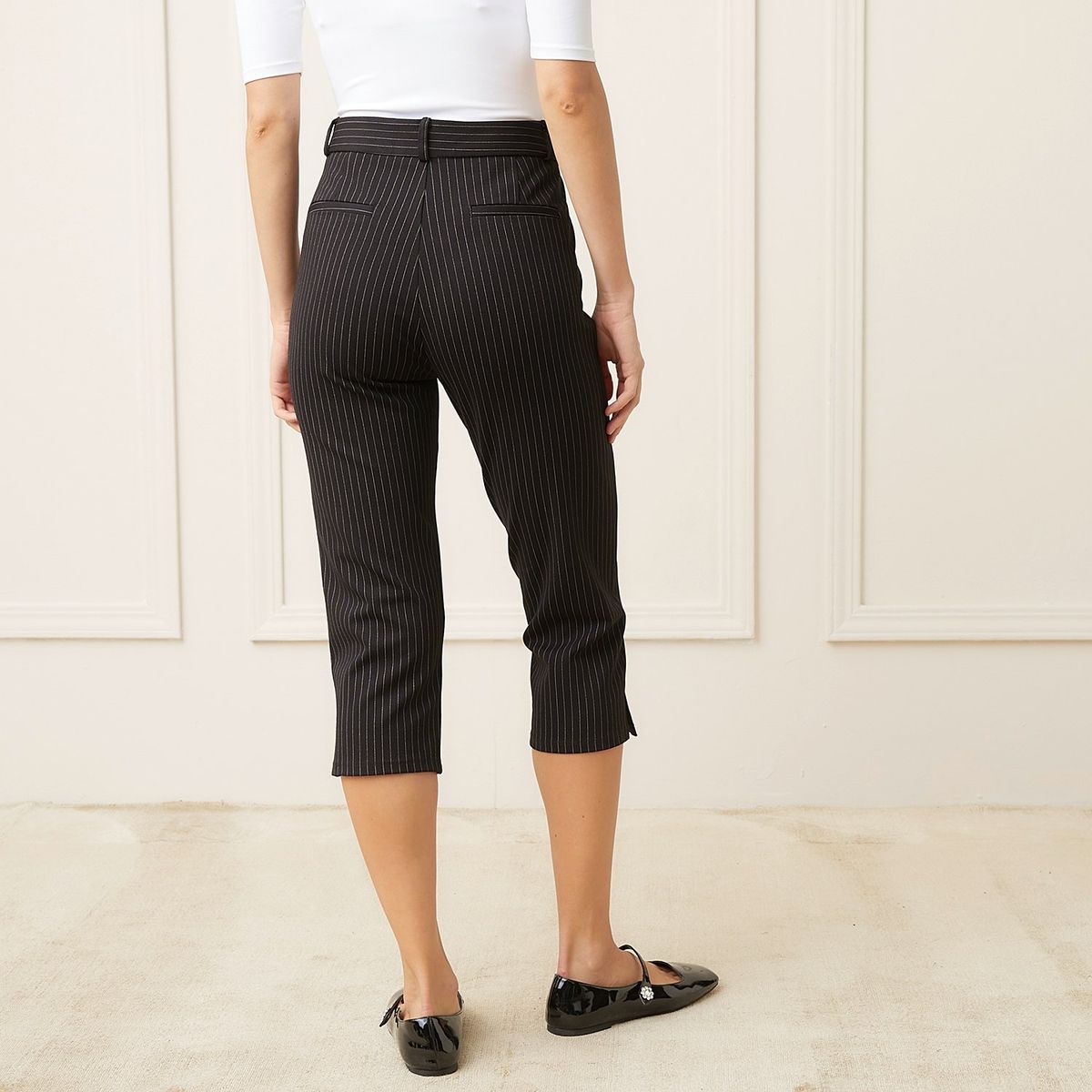 BASEMENT - Pantalón Capri Rayas Basement Tiro Medio Mujer