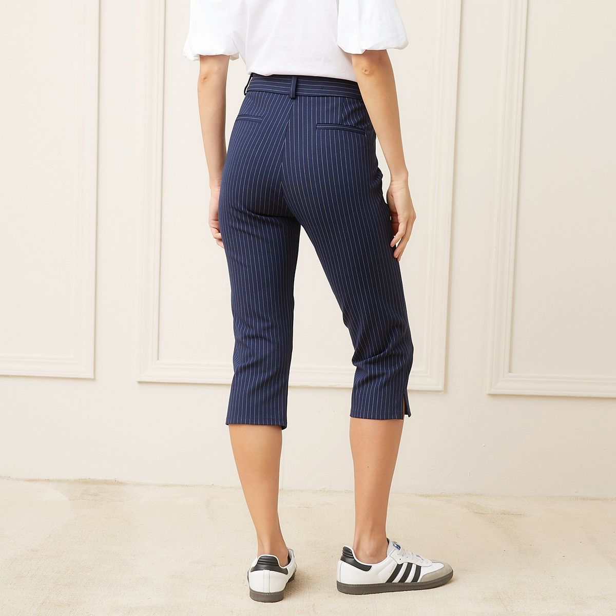 BASEMENT - Pantalón Capri Rayas Basement Tiro Medio Mujer