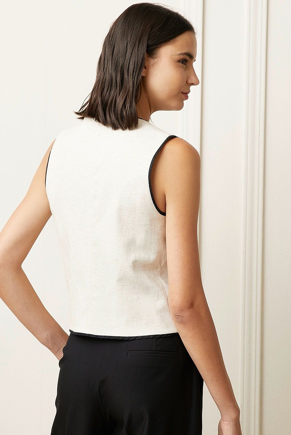 BASEMENT - Blazer Mujer Basement Rayón Lino Sin Mangas Diseño Liso