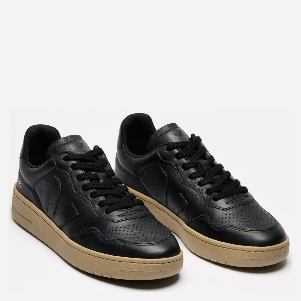 VEJA - V-90 Black B Dune Zapatilla Urbana Hombre Cuero Negro Veja