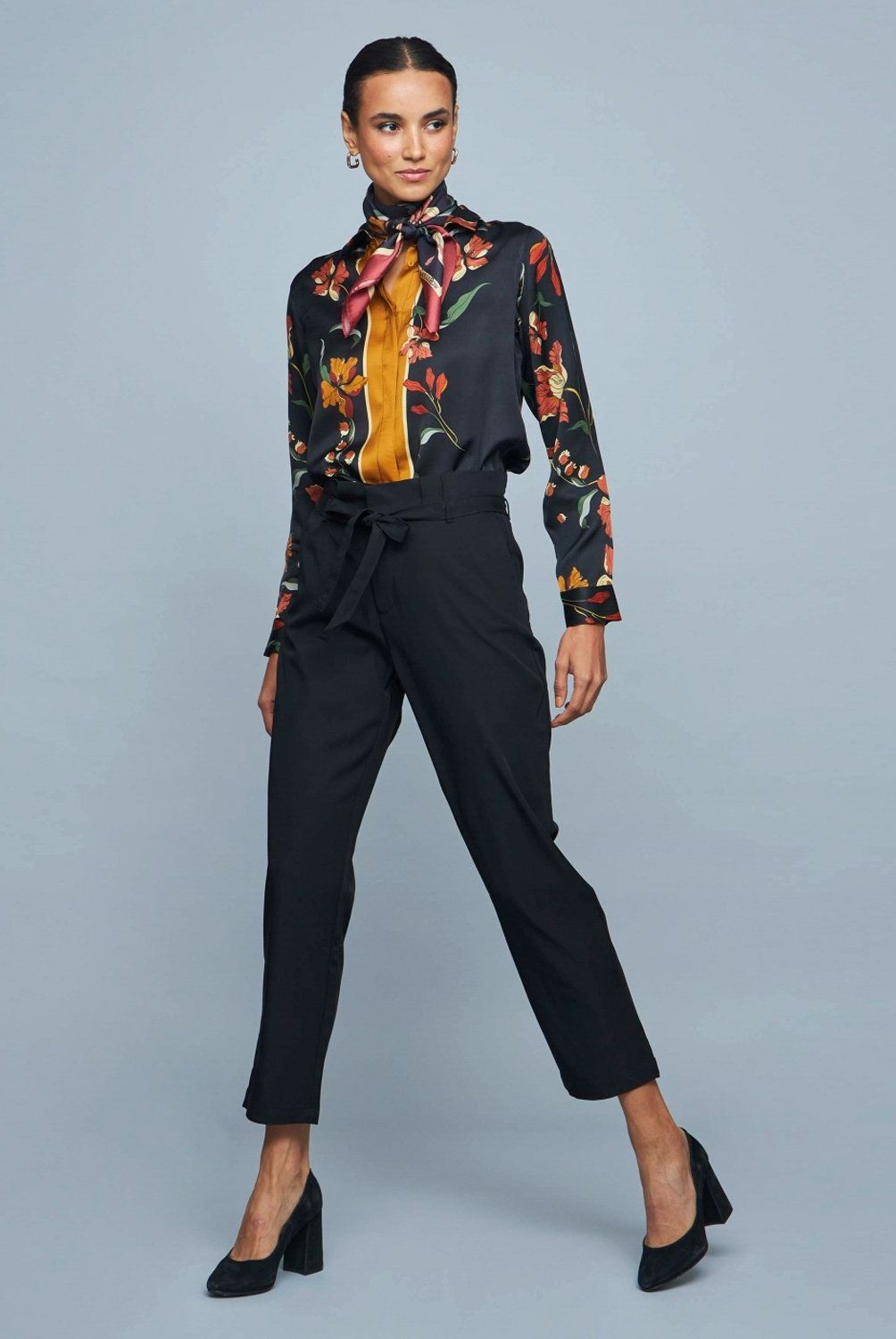 SAVILLE ROW - Pantalón Regular Tiro Medio Mujer Saville Row