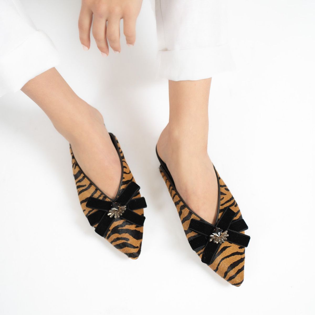 ALBA Y ADELA - Zapato Casual Mujer Cuero Café Alba y Adela