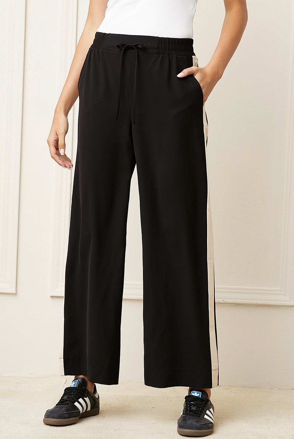 BASEMENT - Pantalón Jogger Basement Tiro Medio Mujer