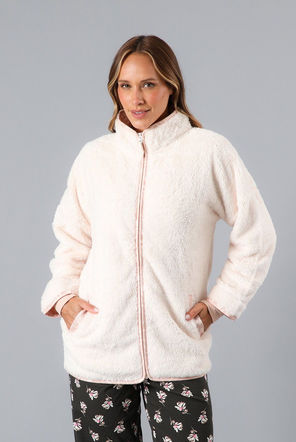 FLORES - Polerón Coralfleece Con Cuello Alto Mujer Flores