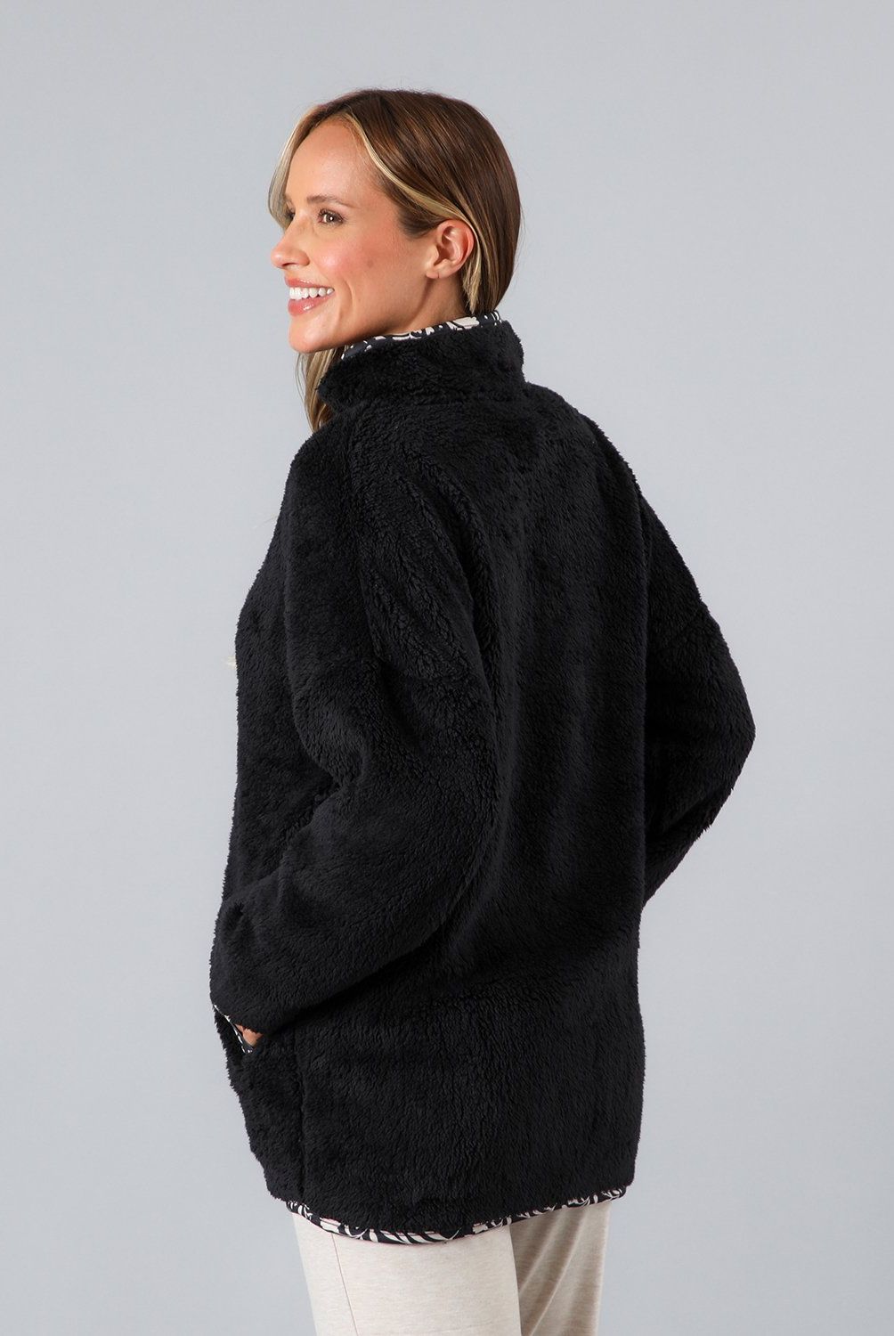 FLORES - Polerón Coralfleece Con Cuello Alto Mujer Flores