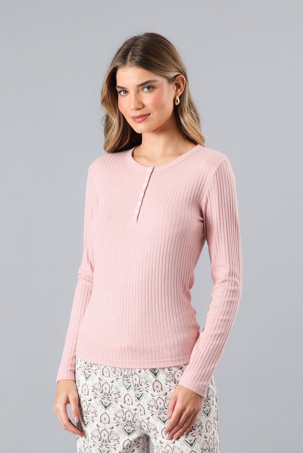 FLORES - Pijama Polera Rib Con Pata Y Broche Mujer Flores