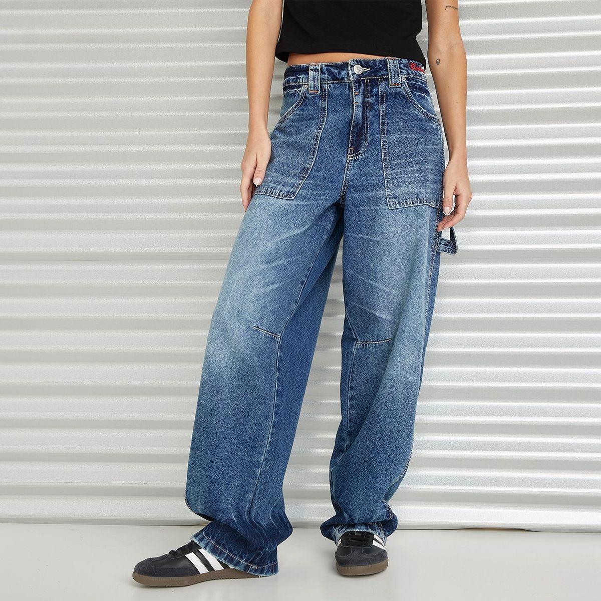 AMERICANINO - Jeans Cargo Tiro Medio Mujer Americanino por Budweiser