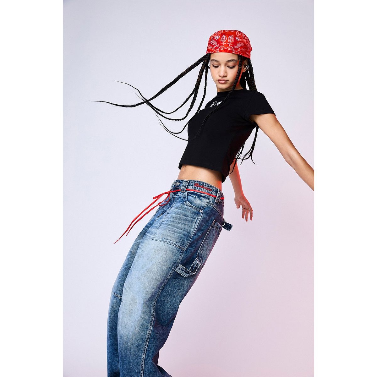 AMERICANINO - Jeans Cargo Tiro Medio Mujer Americanino por Budweiser