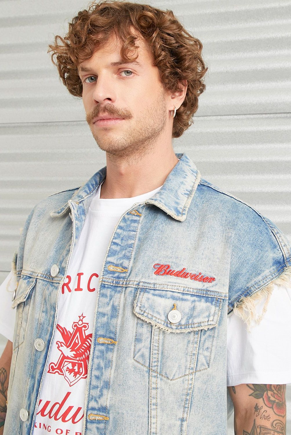 AMERICANINO - Chaqueta Sin Mangas Denim Oversize Budweiser Hombre Americanino