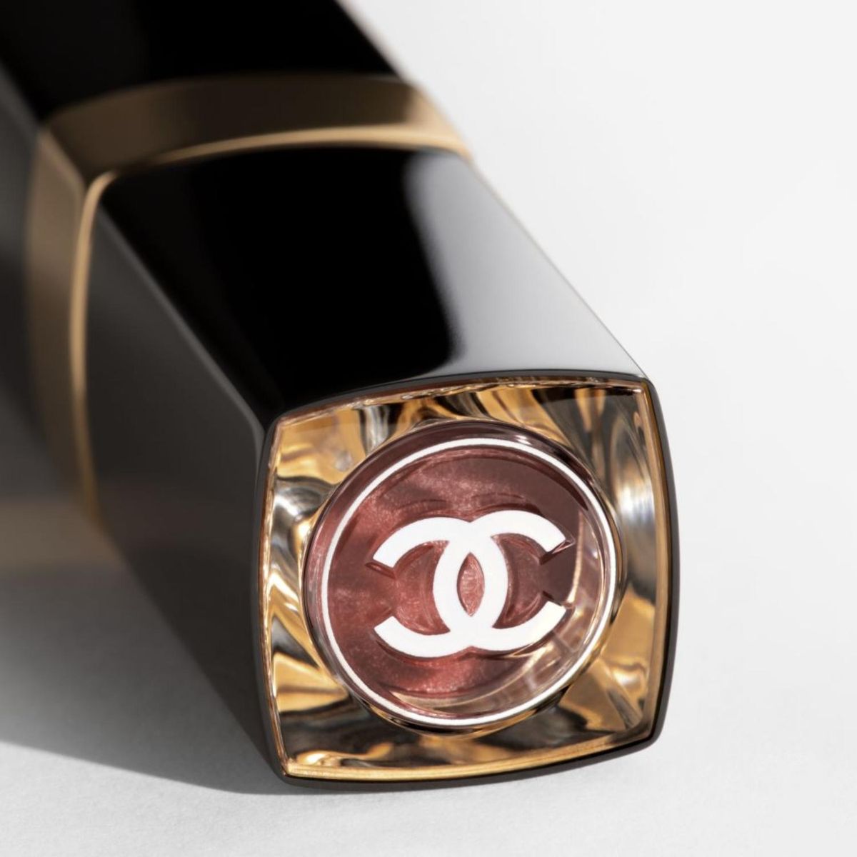 CHANEL - ROUGE COCO FLASH Color, Brillo E Intensidad en un Flash