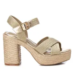 XTI - Sandalia Mujer Dorado