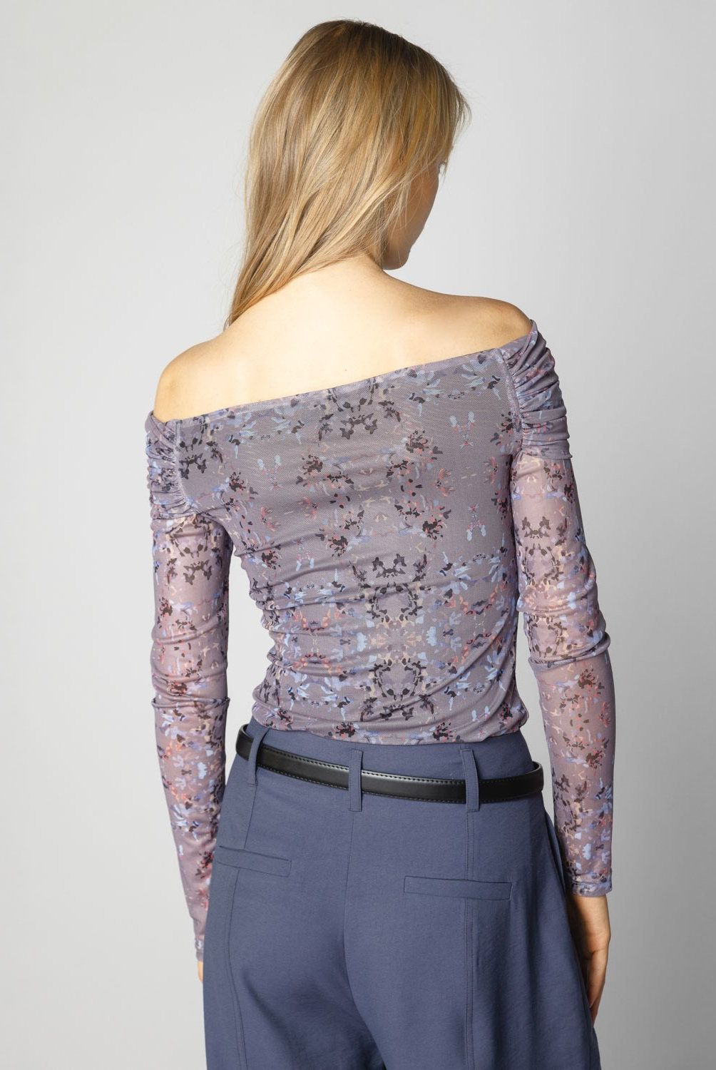 SINGOLARE - Polera Druisa Mujer Singolare