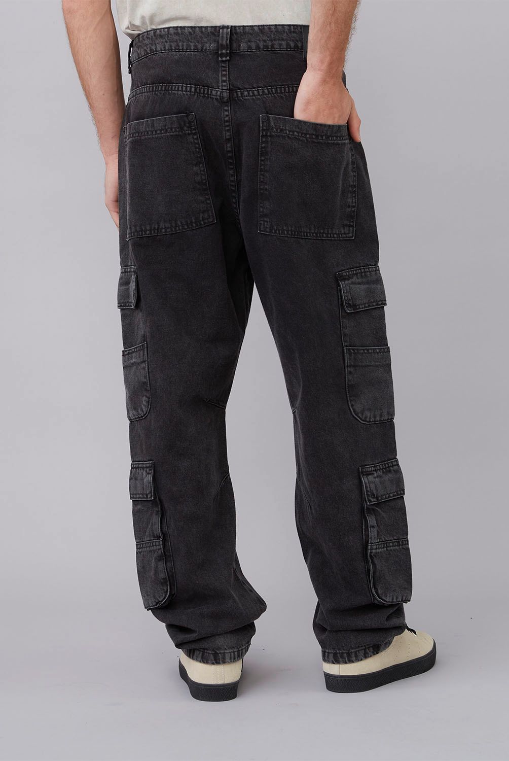 AMERICANINO - Jeans Multipocket Pinzas Loose Fit Hombre Americanino