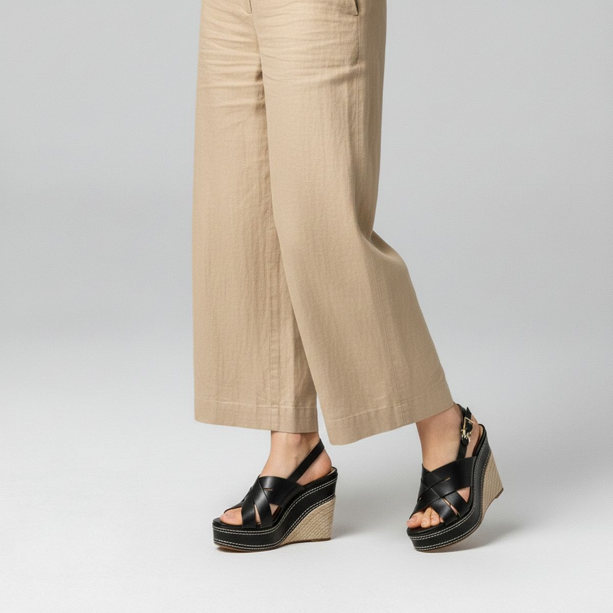 MICHAEL KORS - Sandalia Mujer Cuero Negro Michael Kors