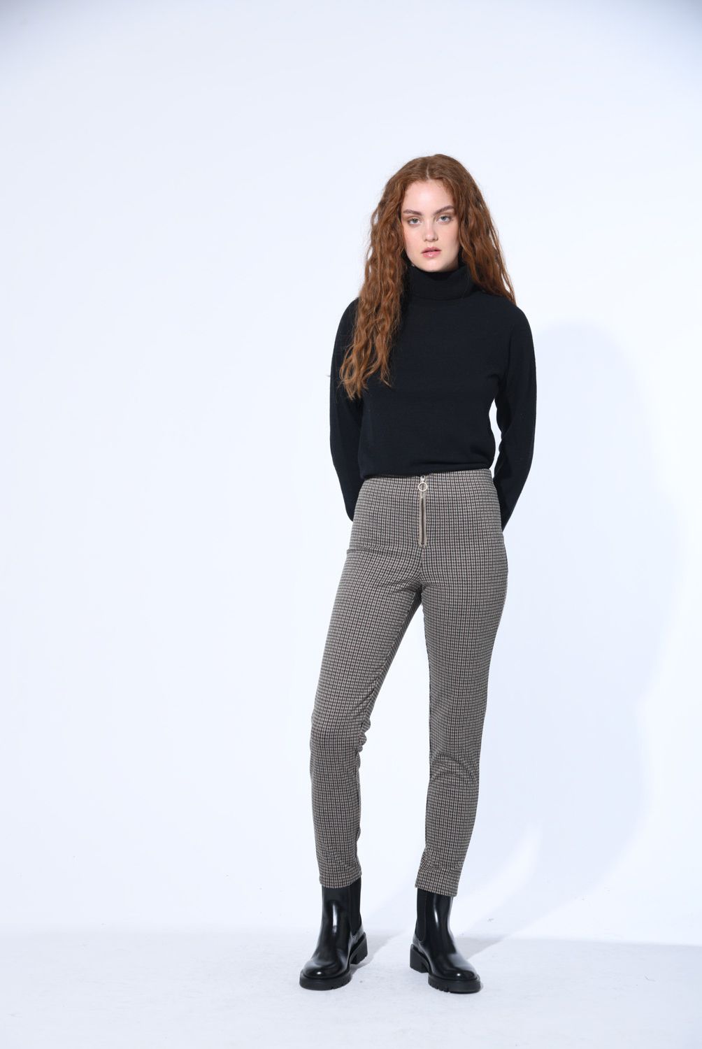 BRICK LONDON - Pantalón Básico Tiro Alto Mujer