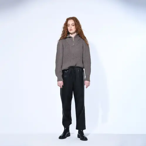 BRICK LONDON - Pantalón Básico Tiro Alto Mujer