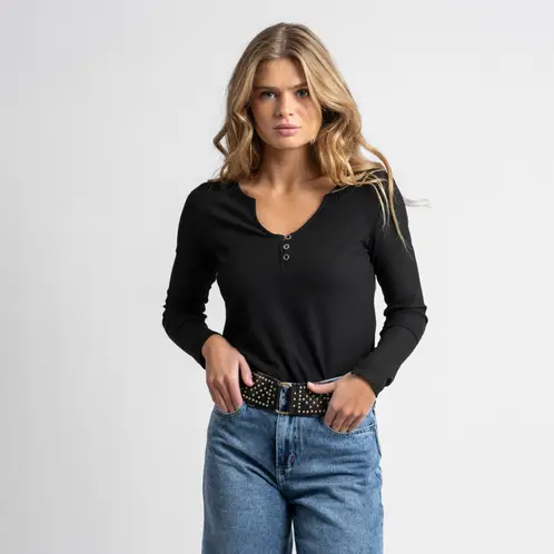 LOLITA POCKET - Polera Ama Negro