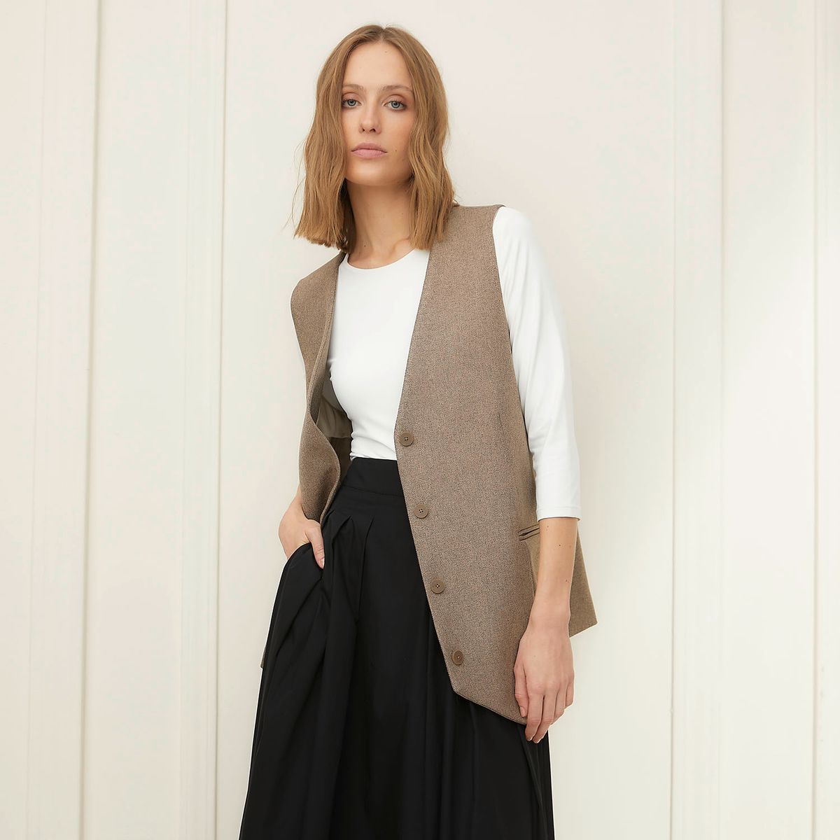 BASEMENT - Vest Mujer Basement