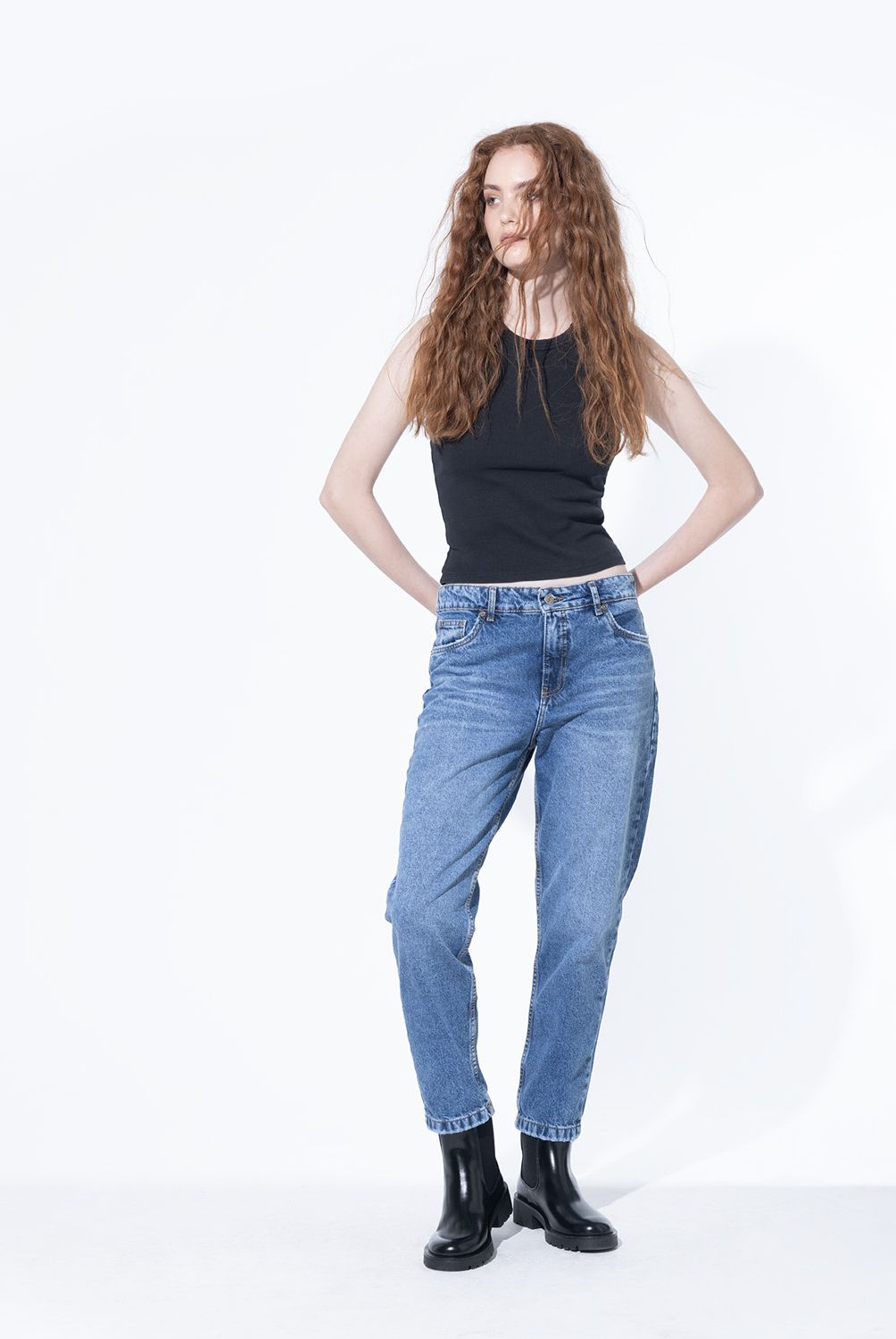 BRICK LONDON - Jeans Mom Tiro Medio Mujer Brick London