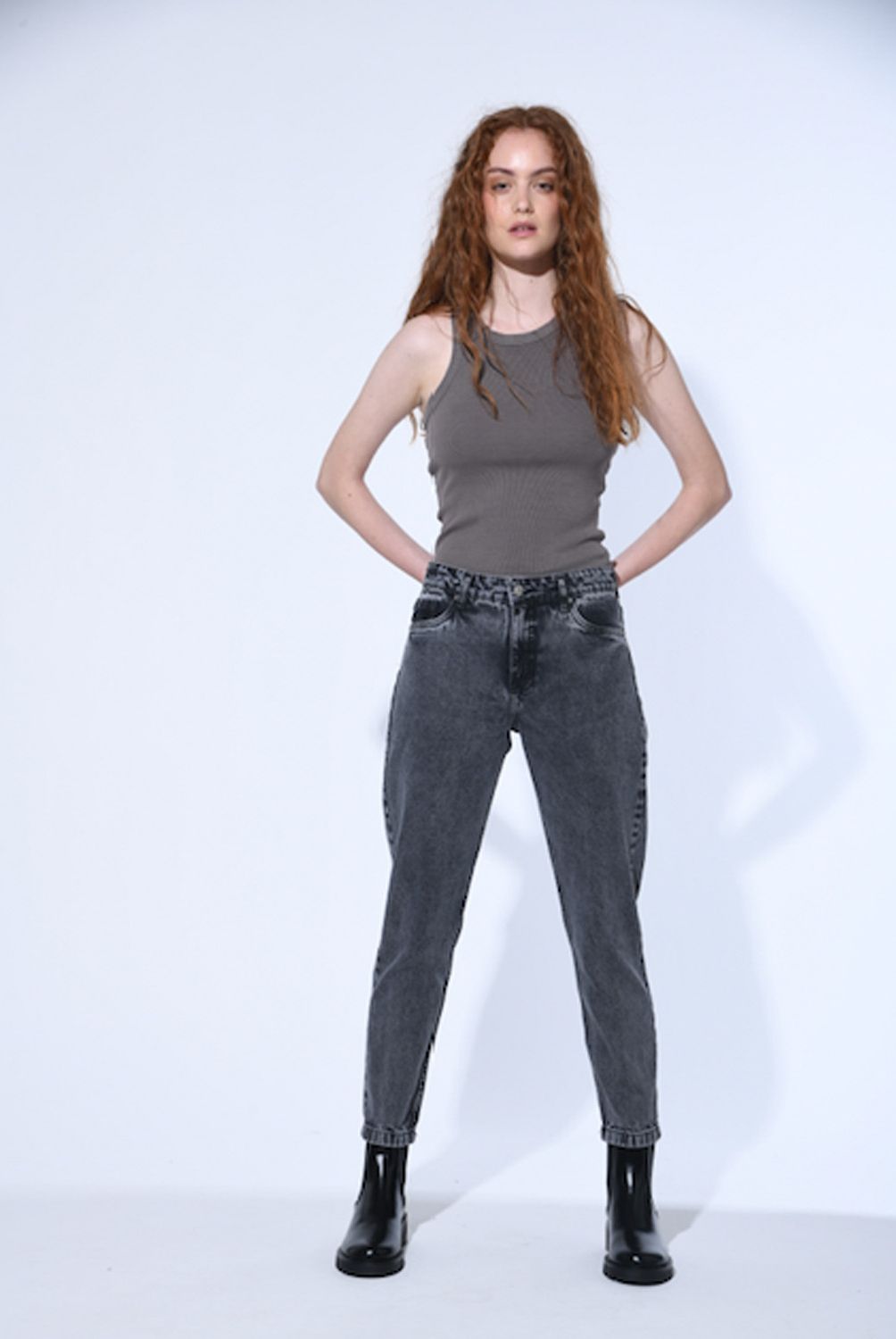 BRICK LONDON - Jeans Mom Tiro Medio Mujer Brick London