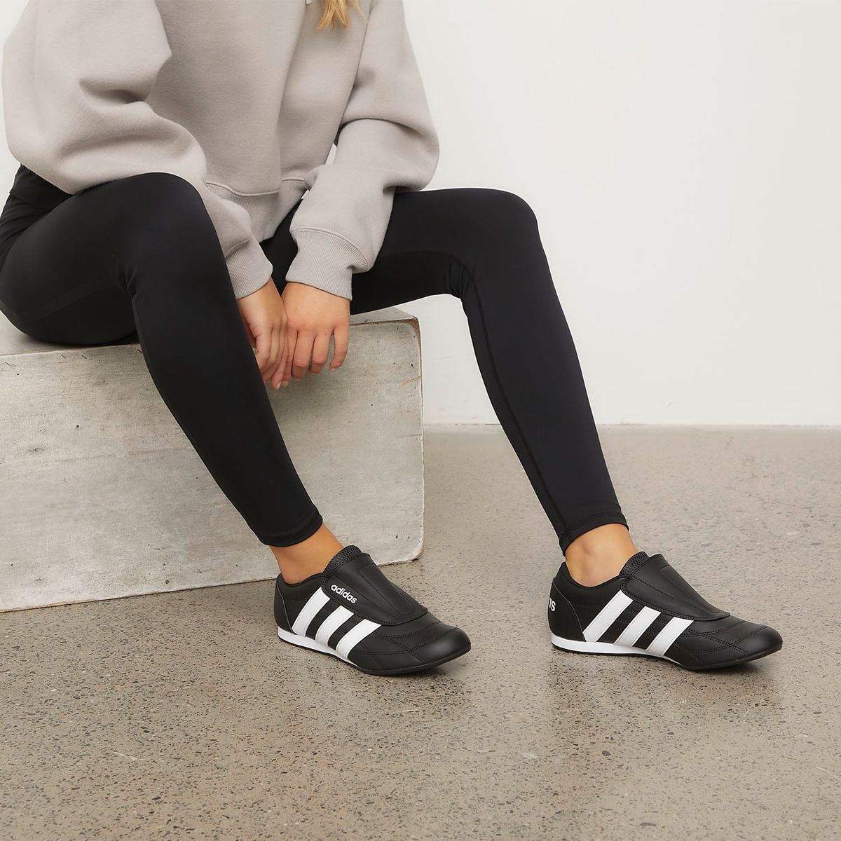 ADIDAS - Tekwen Zapatilla Urbana Mujer Negro Adidas