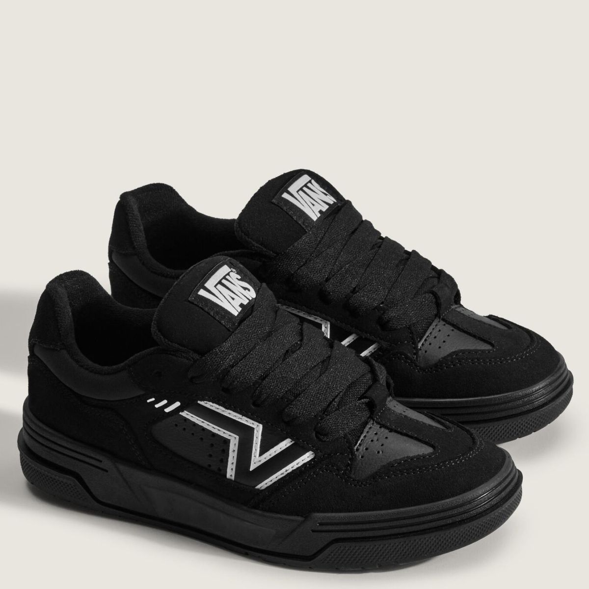 VANS - Upland Zapatilla Urbana Hombre Negro Vans