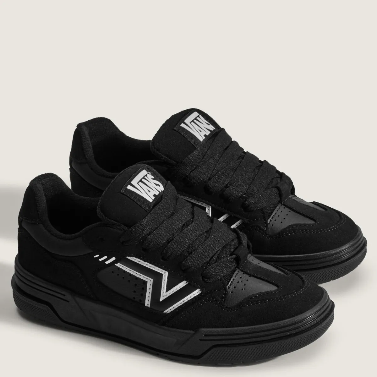 VANS - Upland Zapatilla Urbana Hombre Negro Vans