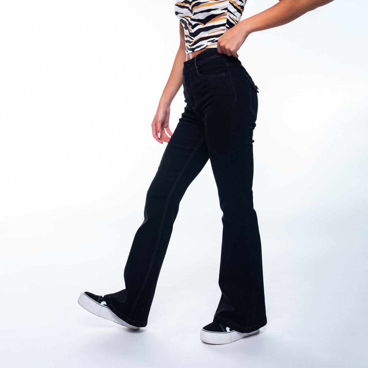 EFESIS - Jeans Flare Tiro Medio Mujer Efesis