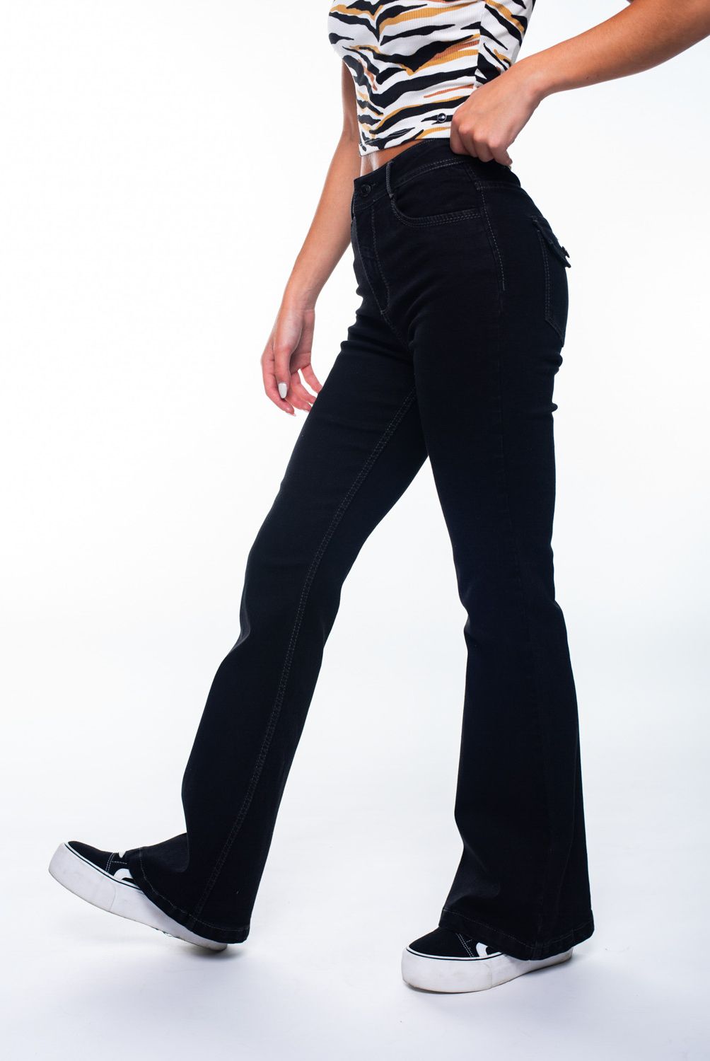 EFESIS - Jeans Flare Tiro Medio Mujer Efesis