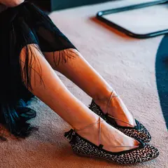 DE FLORES Y FLOREROS - Ballerina Mujer Animal Print