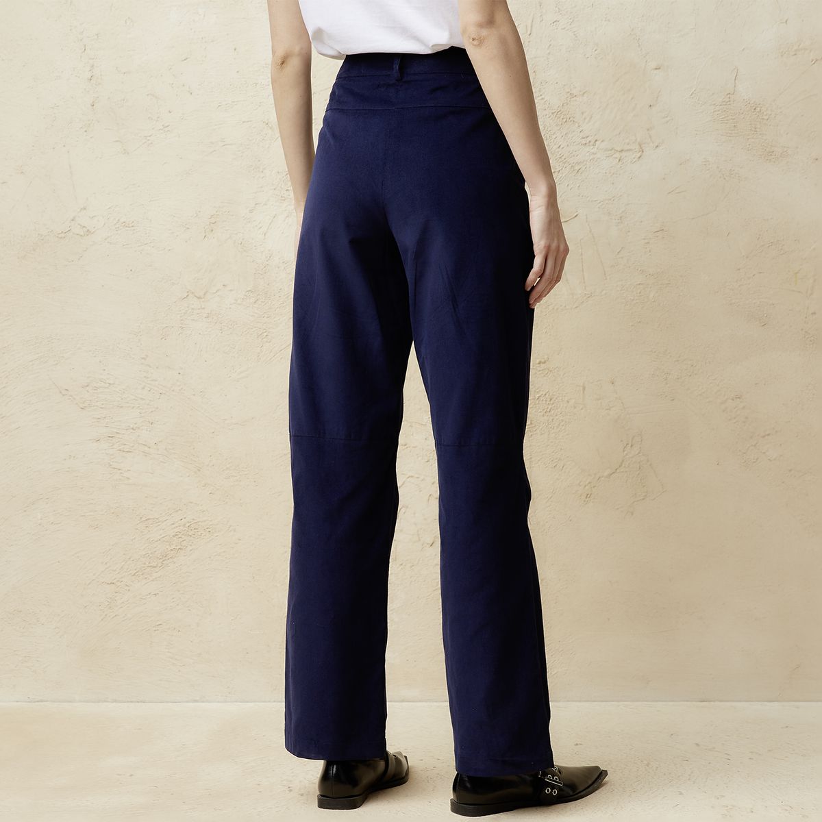 BASEMENT - Pantalón Recto Tiro Medio Mujer Basement