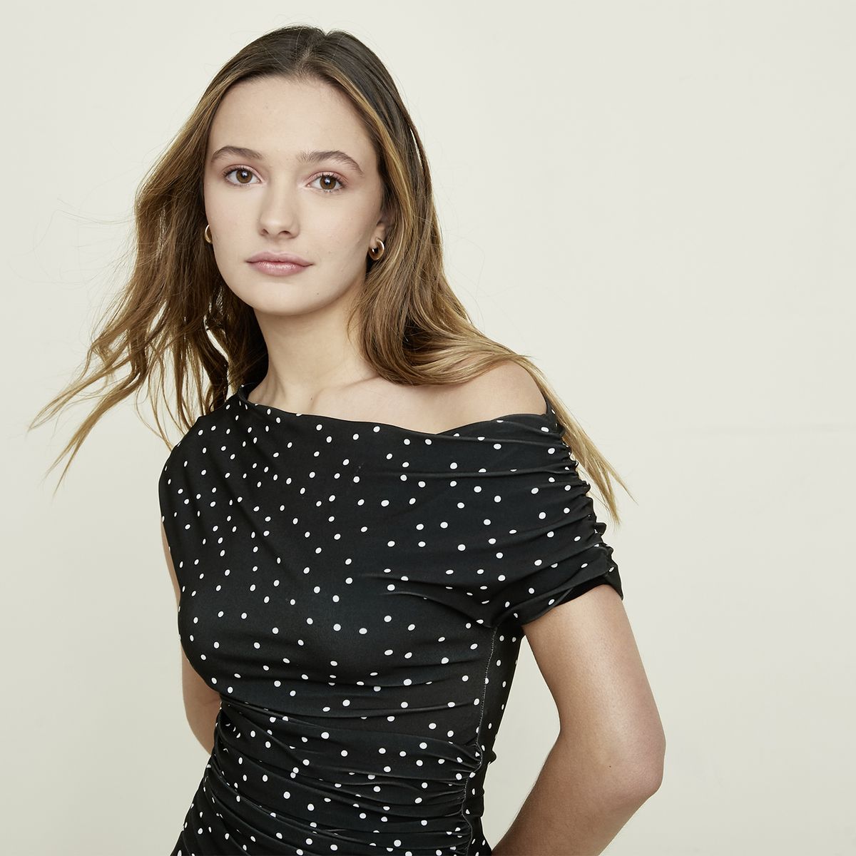 SYBILLA - Polera Sin Manga Mujer Sybilla