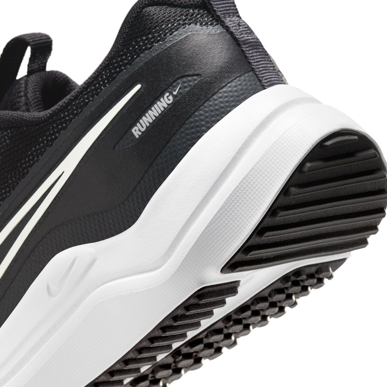 NIKE Cosmic Runner Zapatilla Urbana Niño Negro (34.5 a 37.5) Nike