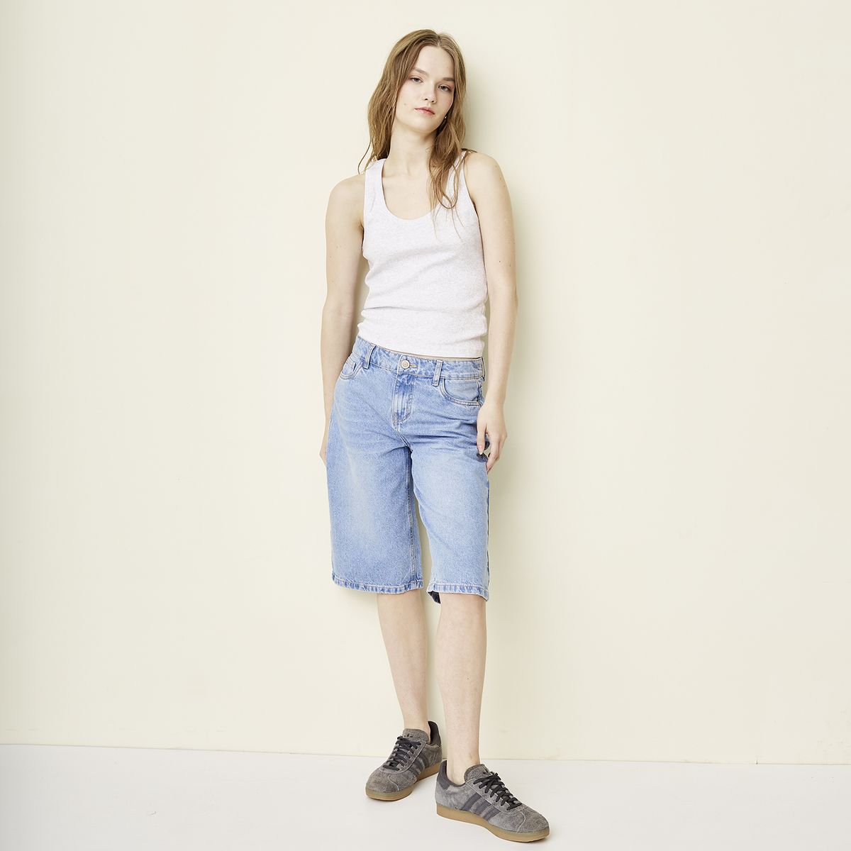 SYBILLA - Short Básico Tiro Medio Mujer Sybilla