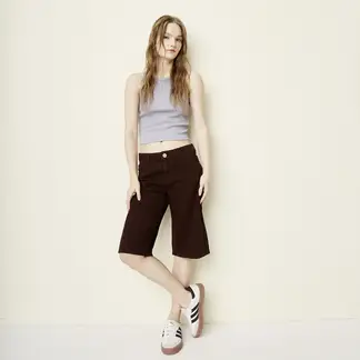 SYBILLA - Short Básico Tiro Medio Mujer