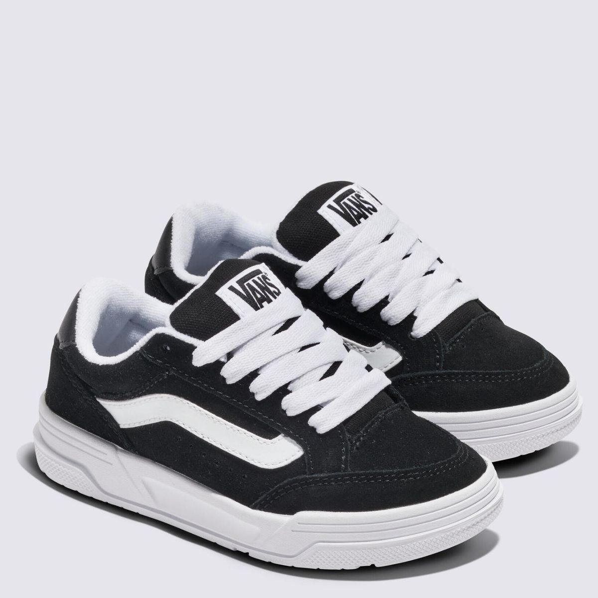 VANS - Hylane Zapatilla Urbana Unisex Niño Cuero Negro (27.5 a 34.5) Vans