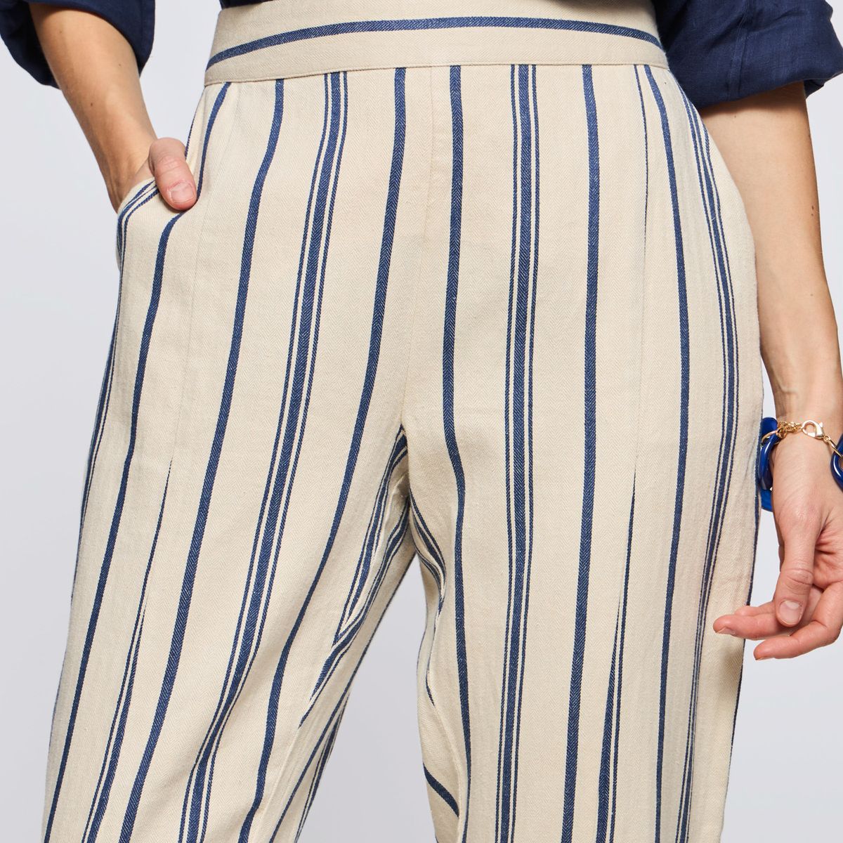 SAVILLE ROW - Pantalón Regular Tiro Medio Mujer Saville Row